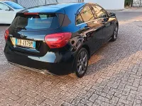 Usata Mercedes A180 Executive 90 CV (66 kW) 2015 Nero Utilitaria