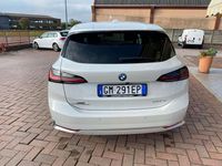 Usata BMW 225 Active Tourer Luxury Line 136 CV (100 kW) 2023 Mineralweiss metallic Monovolume