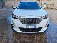 Usata Peugeot e-2008 Allure 100 kW (136 CV) 2021 Bianco SUV