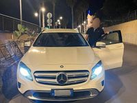 Usata Mercedes GLA200 136 CV (100 kW) 2014 Bianco SUV