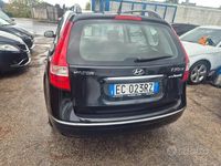 Usata Hyundai i30 Comfort 109 CV (80 kW) 2010 Nero Station wagon