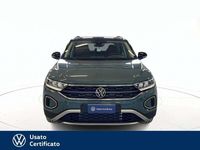 Usata VW T-Roc Life 150 CV (110 kW) 2024 Blu pastello SUV