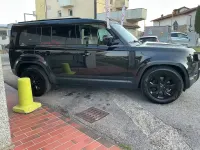 Usata Land Rover Defender SE 240 CV (176 kW) 2020 Nero SUV