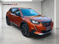 Usata Peugeot 2008 Allure 131 CV (96 kW) 2023 Arancione SUV