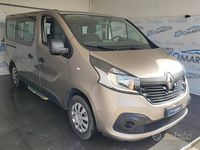 Usata Renault Trafic 126 CV (92 kW) 2017 Grigio chiaro Monovolume