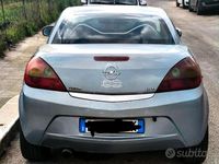 Usata Opel Tigra 2006 Blu Cabrio