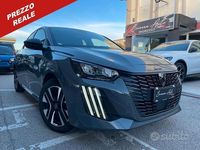 Usata Peugeot 208 Allure 101 CV (74 kW) 2025 Grigio Utilitaria