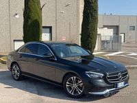 Usata Mercedes E200 160 CV (117 kW) 2021 Nero Berlina