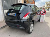 Usata Lancia Ypsilon 114 CV (83 kW) 2014 Nero Utilitaria