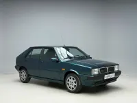 Usata Lancia Delta 80 CV (58 kW) 1991 Verde Utilitaria