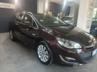 Usata Opel Astra Sport 136 CV (100 kW) 2015 Marrone Station wagon