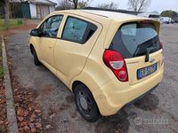 Usata Chevrolet Spark 65 CV (47 kW) 2013 Giallo Utilitaria