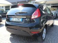 Usata Ford Fiesta Titanium 75 CV (55 kW) 2013 Nero Utilitaria
