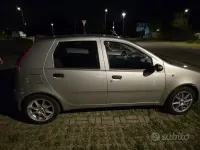 Usata Fiat Punto 60 CV (44 kW) 2002 Grigio Utilitaria