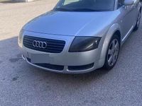 Usata Audi TT 179 CV (131 kW) 2002 Grigio Coupé