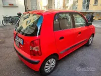 Usata Hyundai Atos Style 63 CV (46 kW) 2007 Rosso Utilitaria