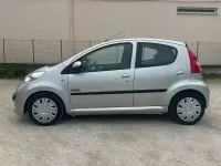 Usata Peugeot 107 68 CV (50 kW) 2007 Grigio Utilitaria