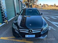 Usata Mercedes C200 136 CV (100 kW) 2019 Nero Station wagon