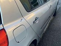 Usata Renault Clio II Dynamique 86 CV (63 kW) 2005 Berlina