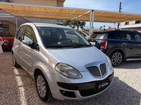 Usata Lancia Musa 95 CV (69 kW) 2006 Grigio Monovolume