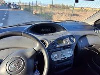 Usata Toyota Yaris 75 CV (55 kW) 2003 Grigio Berlina