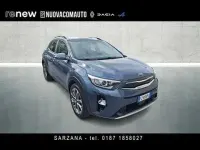 Usata Kia Stonic Style 120 CV (88 kW) 2020 Blu scuro SUV