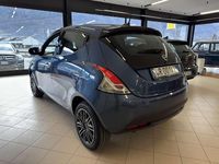 Usata Lancia Ypsilon 69 CV (50 kW) 2023 Blu Utilitaria