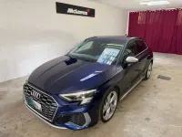 Usata Audi A3 Ambiente 310 CV (228 kW) 2022 Blu/azzurro Berlina