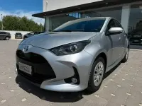 Usata Toyota Yaris Hybrid Trend 92 CV (67 kW) 2022 Argento Berlina
