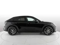 Nuova Porsche Macan 330 kW (449 CV) 2026 Nero jet metallizzato SUV