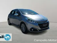 Usata Peugeot 208 Allure 102 CV (75 kW) 2019 Argento Utilitaria
