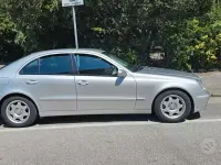 Usata Mercedes E270 177 CV (130 kW) 2004 Grigio Berlina
