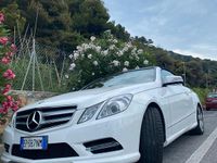 Usata Mercedes E220 170 CV (125 kW) 2013 Bianco Cabrio