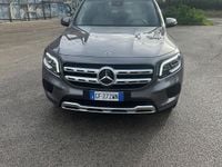 Usata Mercedes GLB180 115 CV (84 kW) 2021 Grigio SUV