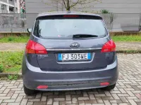 Usata Kia Venga Active 90 CV (66 kW) 2017 Grigio Utilitaria