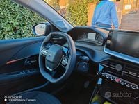 Usata Peugeot 208 75 CV (55 kW) 2023 Rosso Utilitaria