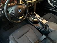 Usata BMW 318 150 CV (110 kW) 2018 Grigio Station wagon