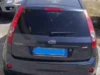 Usata Ford Fiesta Titanium 68 CV (50 kW) 2007 Grigio Utilitaria