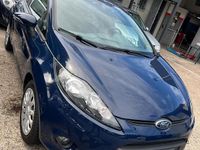 Usata Ford Fiesta Titanium 70 CV (51 kW) 2011 Blu Utilitaria