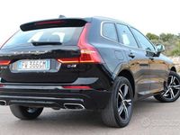 Usata Volvo XC60 R-Design 190 CV (139 kW) 2019 Nero SUV