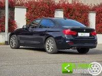 Begagnad BMW 330 Advantage 258 HK (189 kW) 2015 Blå Sedan