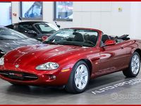 Usata Jaguar XK8 284 CV (208 kW) 1997 Carnival mc bordeaux Cabrio