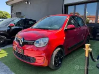 Usata Renault Twingo LIMITED 65 CV (47 kW) 2020 Rosso Utilitaria