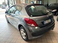 Usata Peugeot 207 95 CV (69 kW) 2010 Argento Berlina