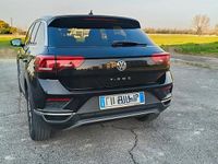 Usata VW T-Roc Advance 150 CV (110 kW) 2018 Nero SUV