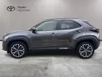 Usata Toyota Yaris Cross Lounge 116 CV (85 kW) 2022 Grigio SUV