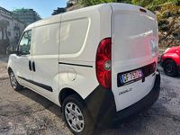 Usata Fiat Doblò 120 CV (88 kW) 2021 Bianco Monovolume