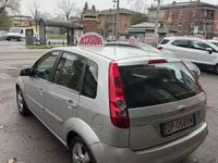 Usata Ford Fiesta Titanium 67 CV (49 kW) 2008 Grigio Utilitaria