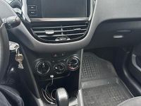 Usata Peugeot 208 Active 95 CV (69 kW) 2015 Grigio Utilitaria