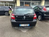 Usata BMW 118 122 CV (89 kW) 2006 Nero Utilitaria
